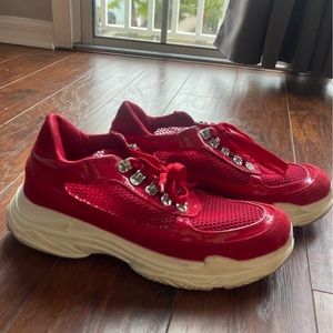 Cape robbin unique mesh red sneakers